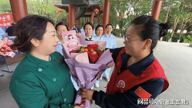 致敬白衣天使凝聚社会温情开元棋牌试玩沈阳爱心企业(图6)